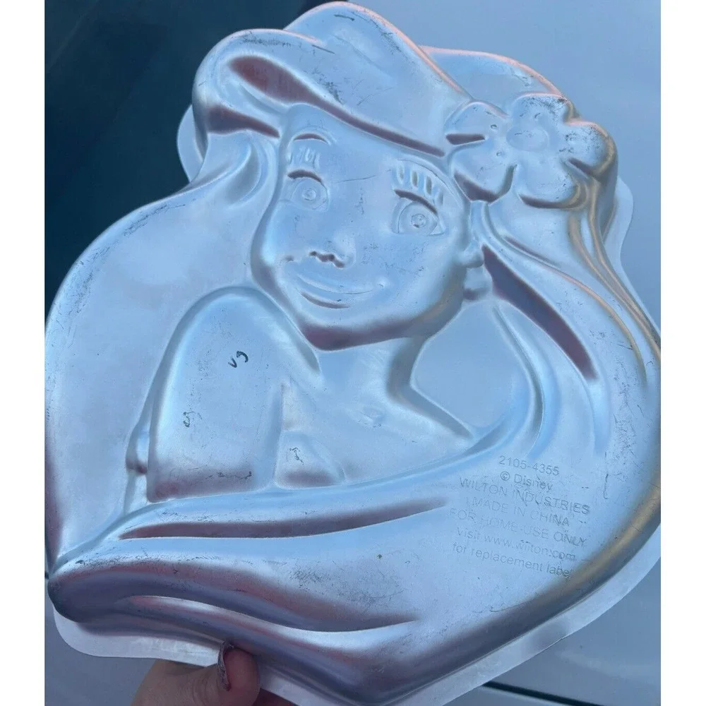 Wilton Disney Ariel The Little Mermaid‎ Cake Pan Mold 2105-4355